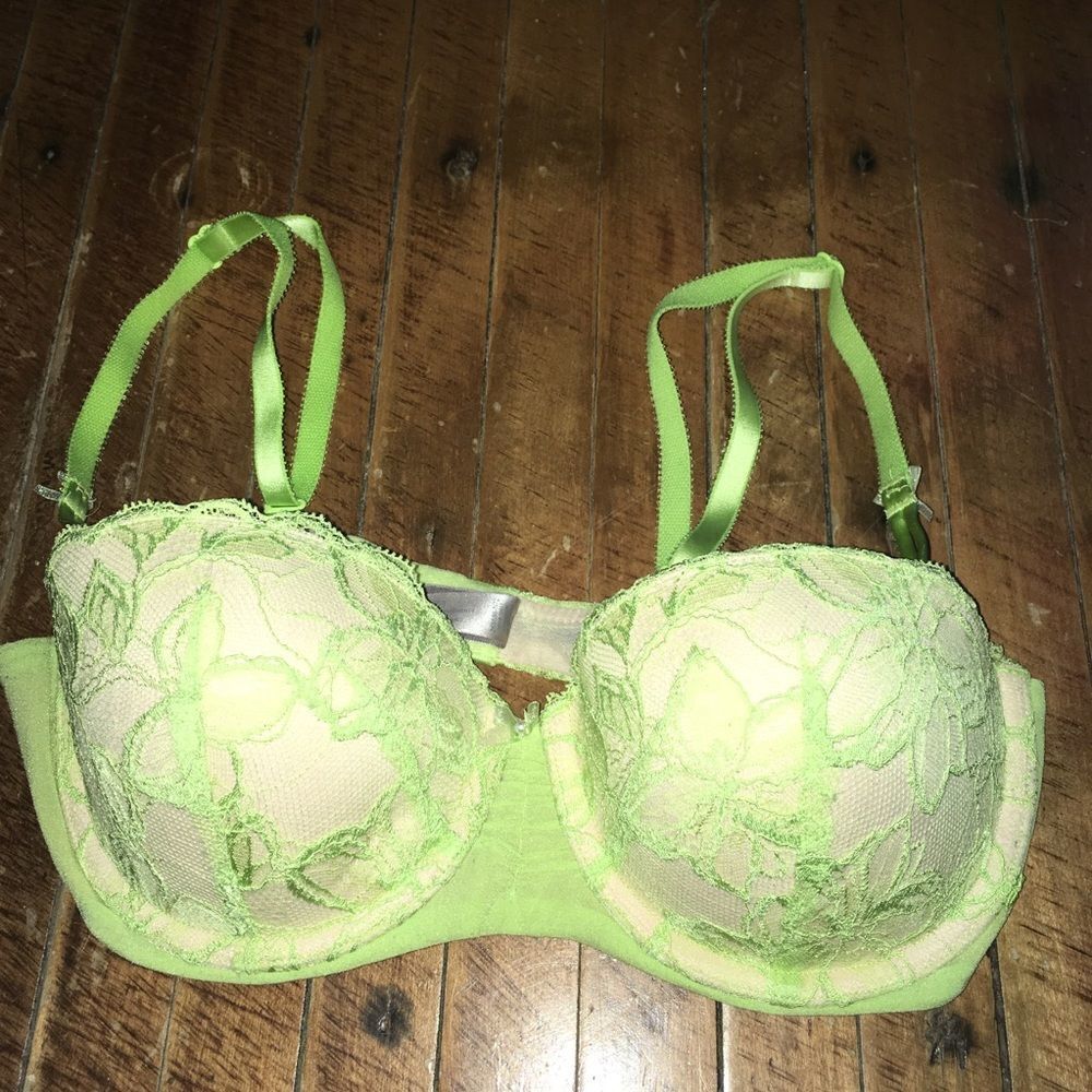 Victoria’s Secret 34C lime, lace detailed balconet bra